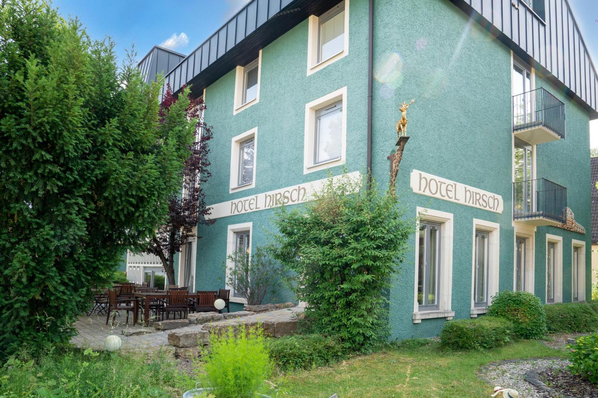 Akzent Hotel Restaurant Hirsch Хайденхайм-ан-дер-Бренц Экстерьер фото